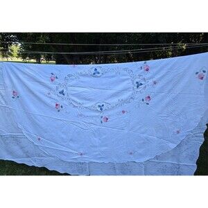 Vintage Table Cloth 60x80 Oval Farmhouse